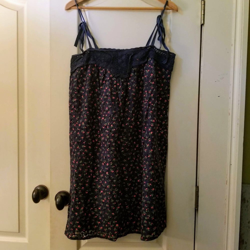 Anthropologie Eloise Dress eyelet Floral Medium